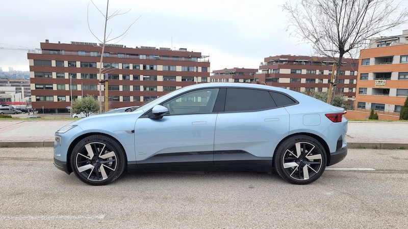 POLESTAR-4-200W-LATERAL-1 Polestar 4 diseño futurista y prestaciones premium