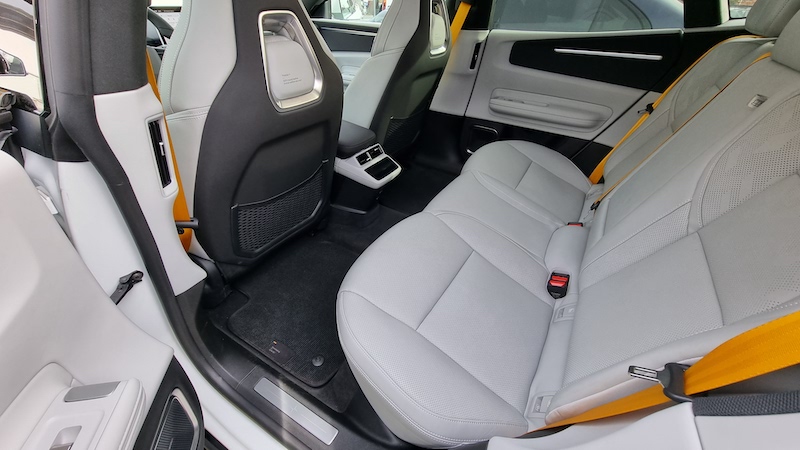 Polestar-4-2-traseras Polestar 4 diseño futurista y prestaciones premium